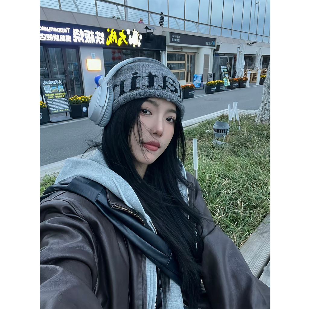 Versão coreana ins nicho carta pilha chapéu feminino outono inverno rua moda único chapéu de malha mostrando rosto peque