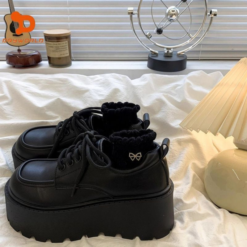 Plataforma de sola grossa pequenos sapatos de couro feminino 2026 novo estilo All-Match estilo britânico sapatos Retro