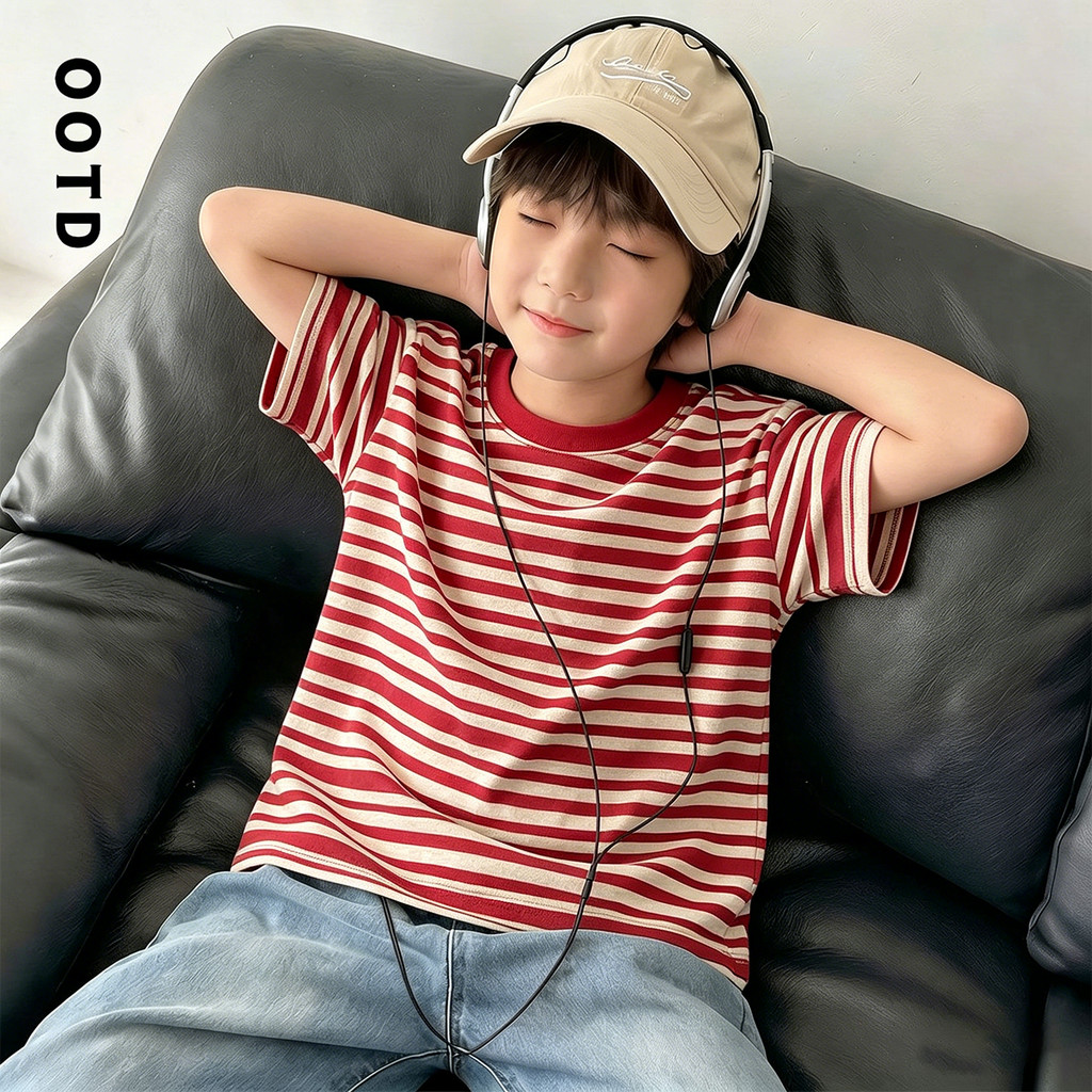 Meninos verão novo estilo camiseta de manga curta 2026 meninos bonito versão coreana listrado em torno do pescoço solto 