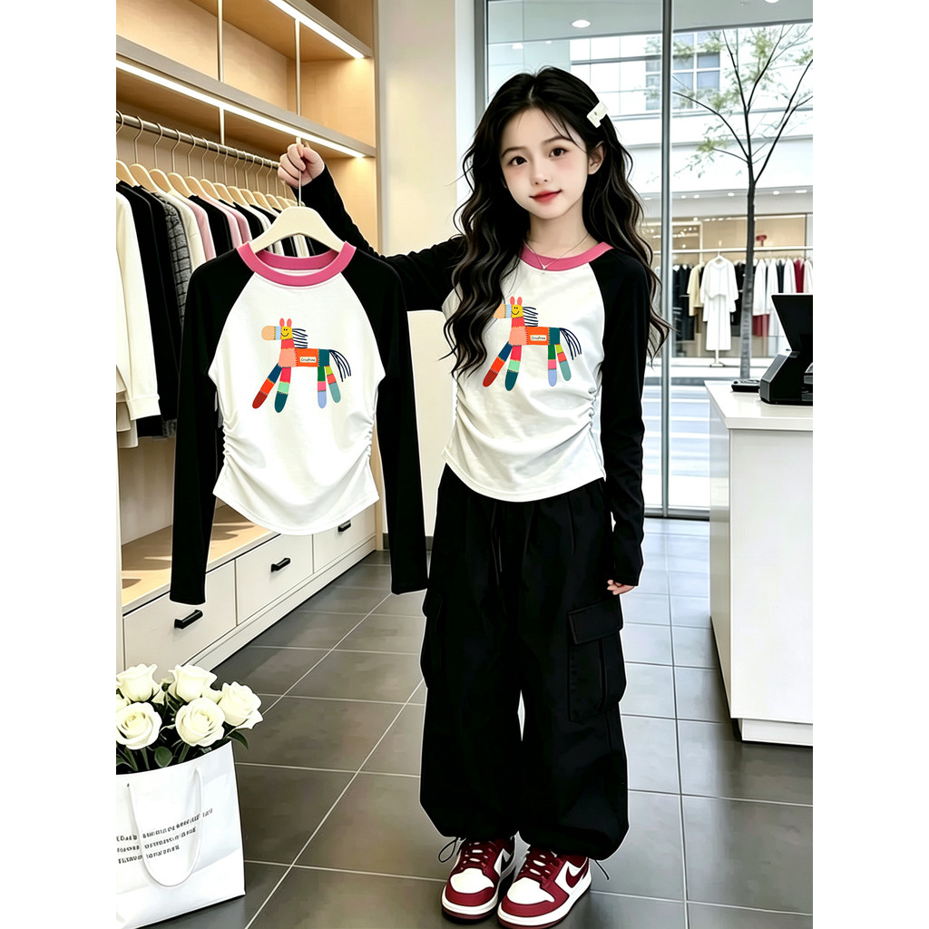 Meninas de manga comprida camiseta outono versão coreana contraste cor manga Raglan pônei impressão crianças curto fino-