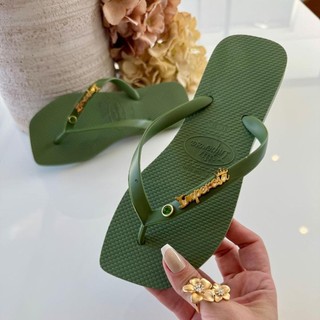 Chinelo feminino Pedra bico quadrado