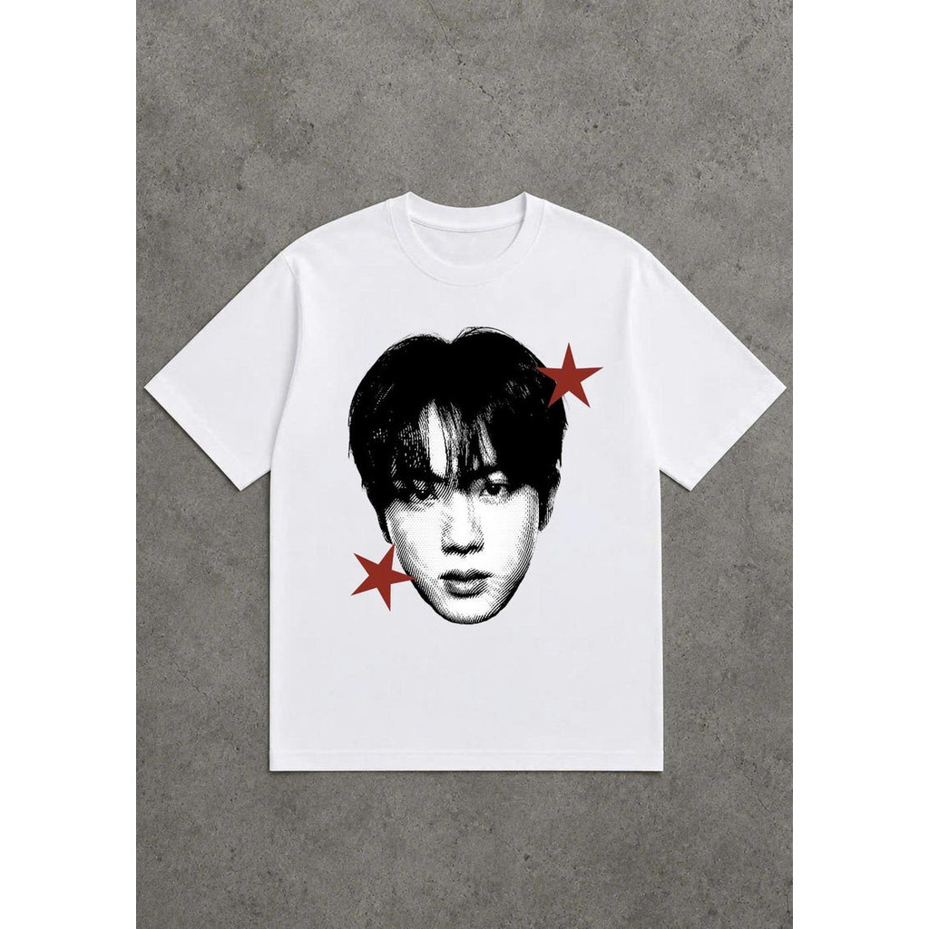 Camiseta Feminina Com Estampa de Rostro e Estrelas Moderna Confortável e Estilosa Moda Feminina Casual