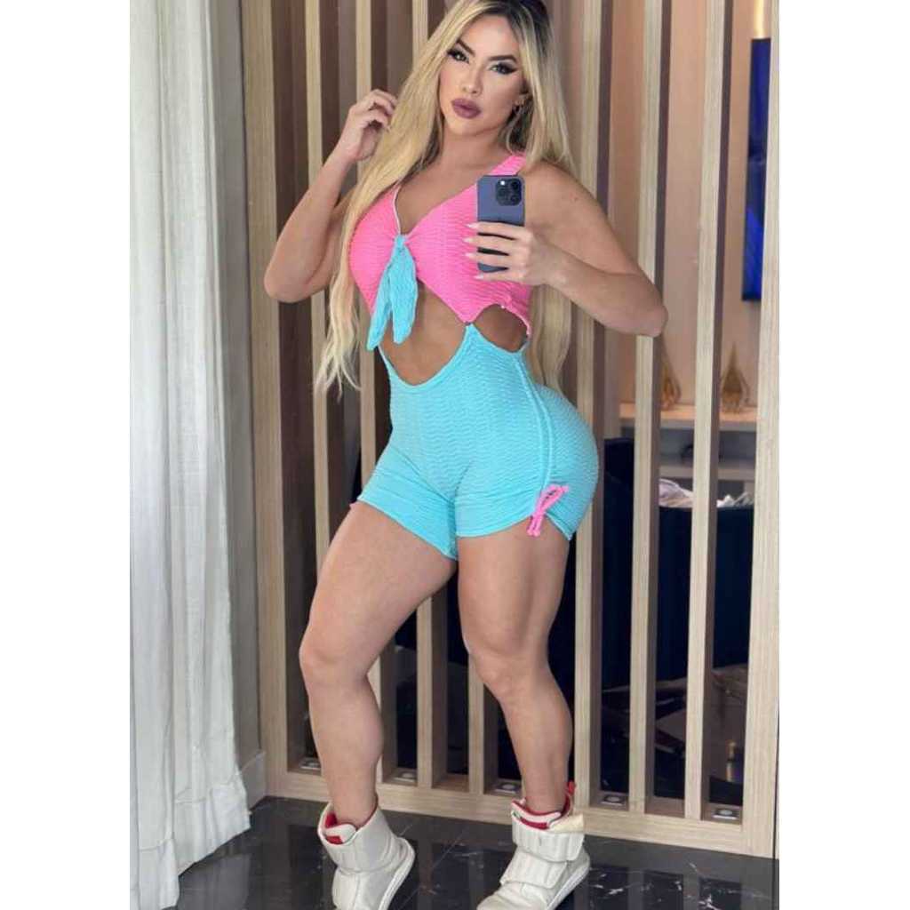 Macaquinho Brocado Top Rosa e Short Verde Água com Zero Transparência