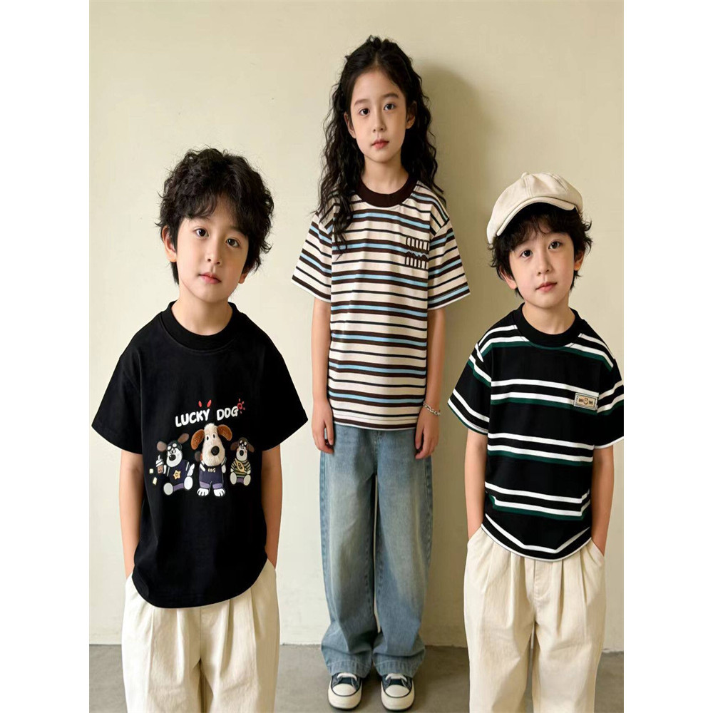 2026 novo estilo crianças camiseta de manga curta verão estilo fino versão coreana boneca bordada listrado meninos menin