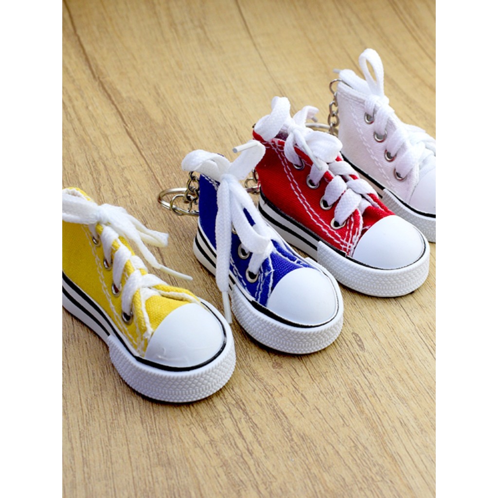 Mini 7.5CM sapatos de lona chaveiro tênis chaveiro saco roupas pingente presentes do estudante