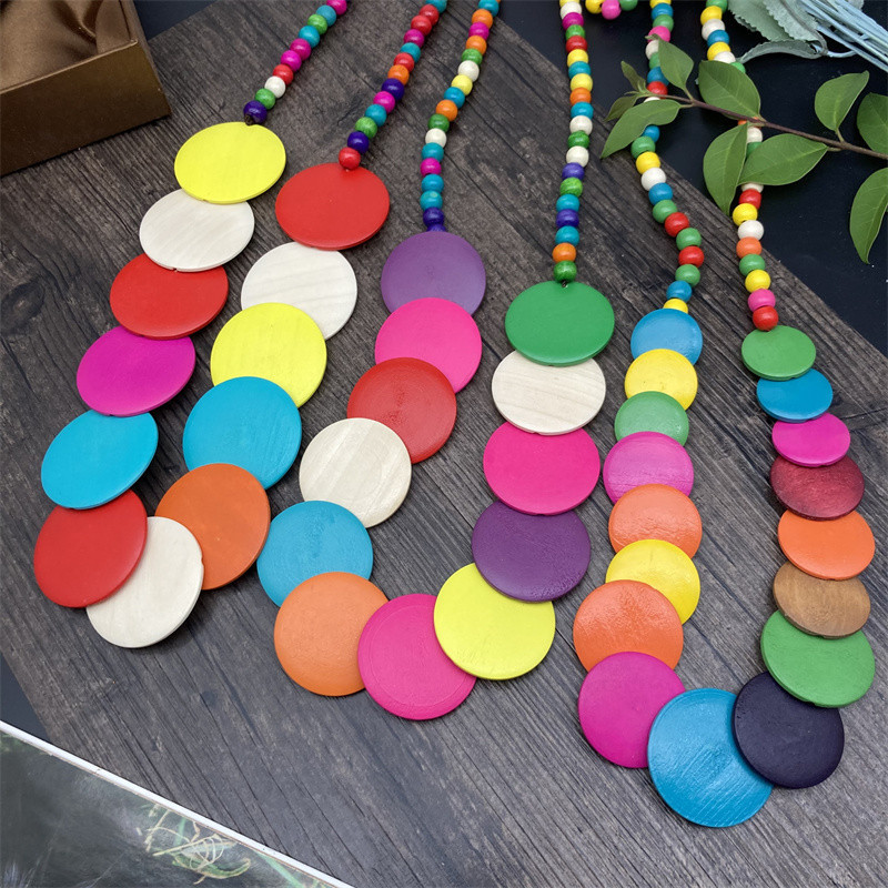 Vestido estilo linho de algodão colorido colar de madeira disco hipoalergênico colar longo acessórios de praia de viagem