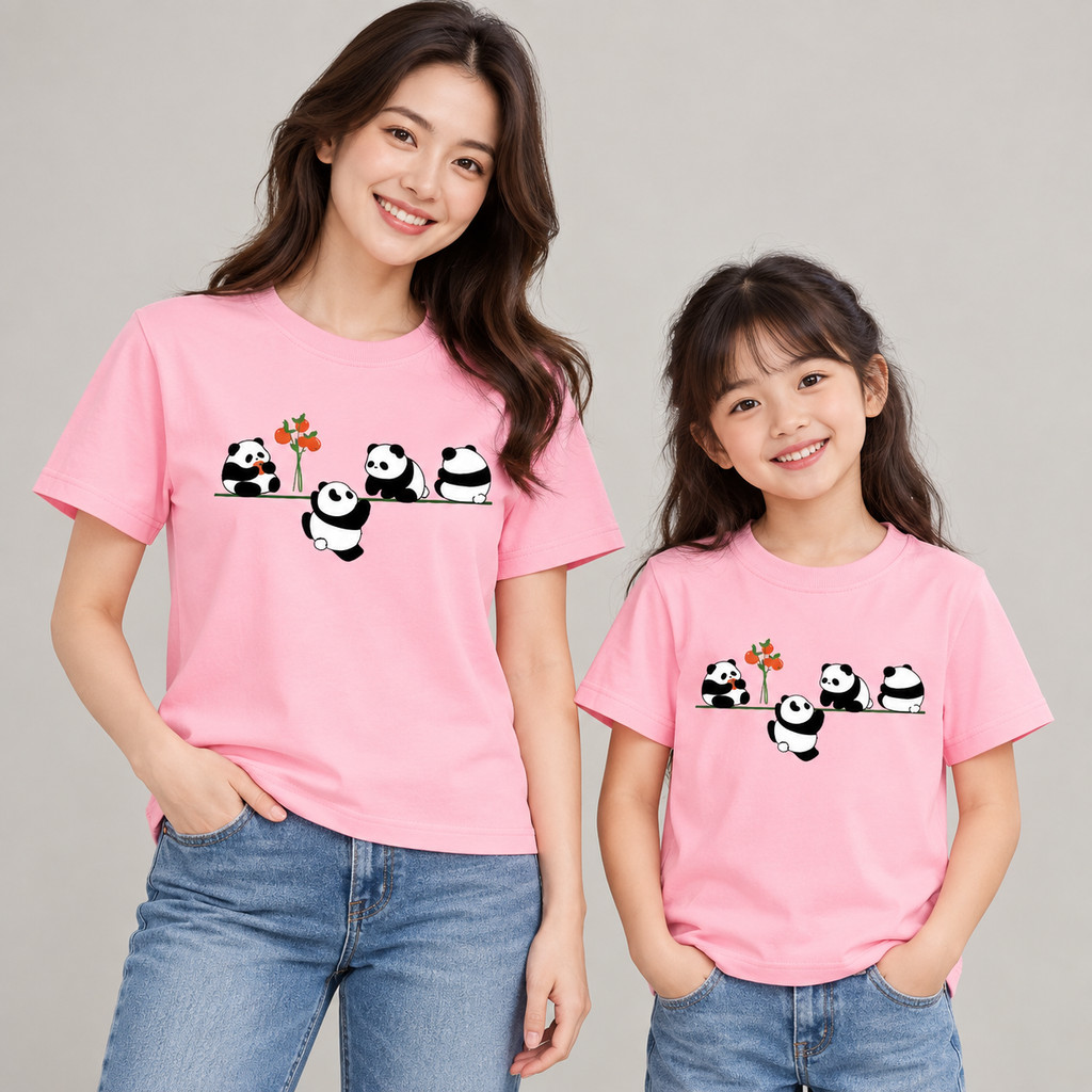Camiseta Infantil e Adulto Estampada Ursos Panda, Blusa Feminina , Camiseta Panda Delicada Mãe e Filha