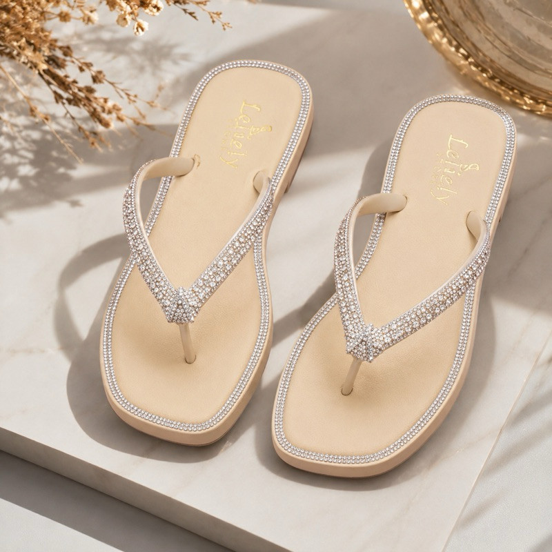 Rasteirinha Feminina com Strass Dourado e Design Elegante