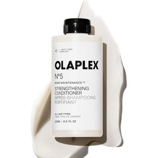 OLAPLEX N ° .5 Manutenção de Títulos ™   Condicionador Fortificante |   Reparo 8LN2