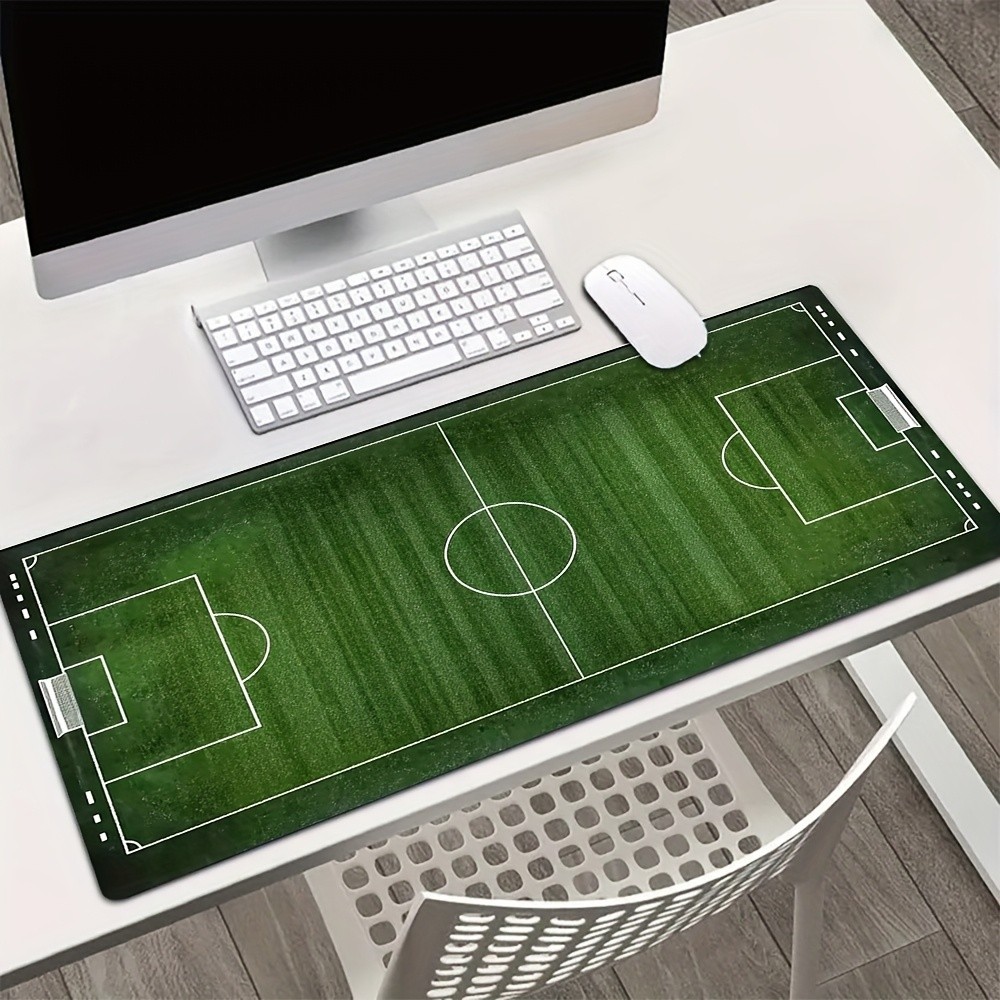 Tapete de Mesa Mouse Pad Campo de Futebol Realista Verde, Antiderrapante Borda Costurada para Fãs de Esporte