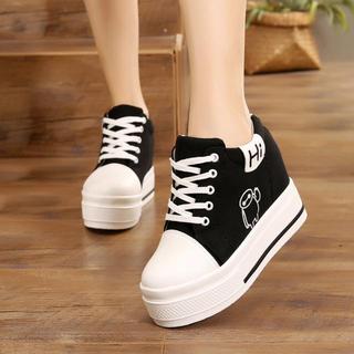 Primavera novo estilo versão coreana plataforma tênis de sola grossa All-Match sapatos femininos na moda