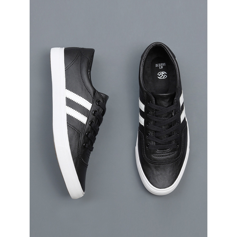2026 novo estilo sapatos masculinos primavera outono sapatos da moda tênis masculinos de couro macio sapatos casuais sap