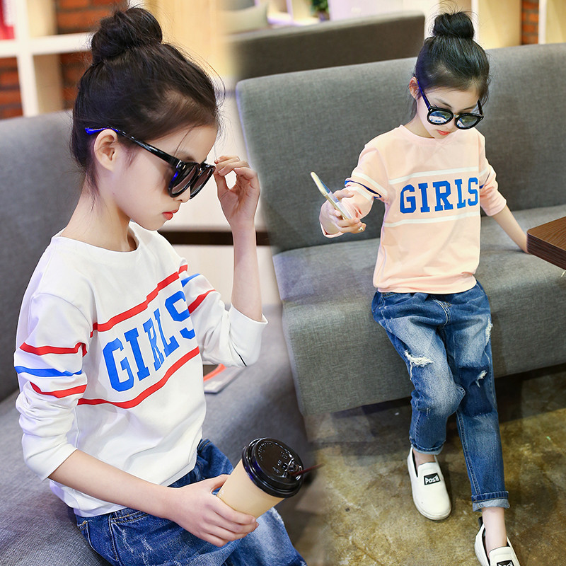 Meninas camiseta 2024 novo estilo primavera estilo ocidental topo em torno do pescoço de manga comprida camisa de fundo 