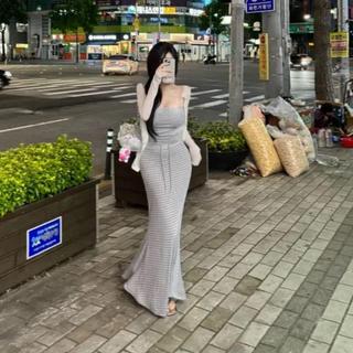 Coreia do sul Dongdaemun temperamento fino-ajuste mais magro olhar listrado Fishtail saia mostrando figura envoltório Hi