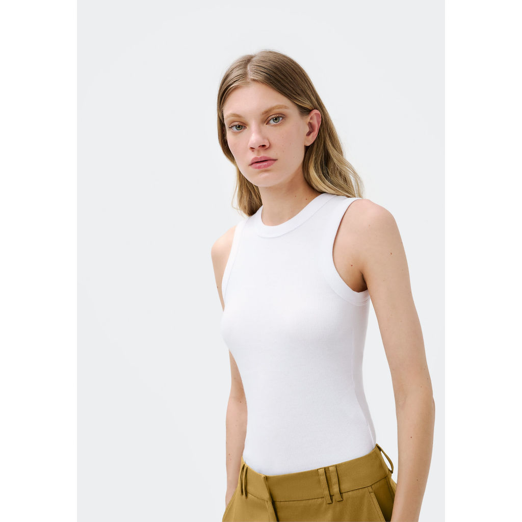 Regata Básica Feminina Slim Neck