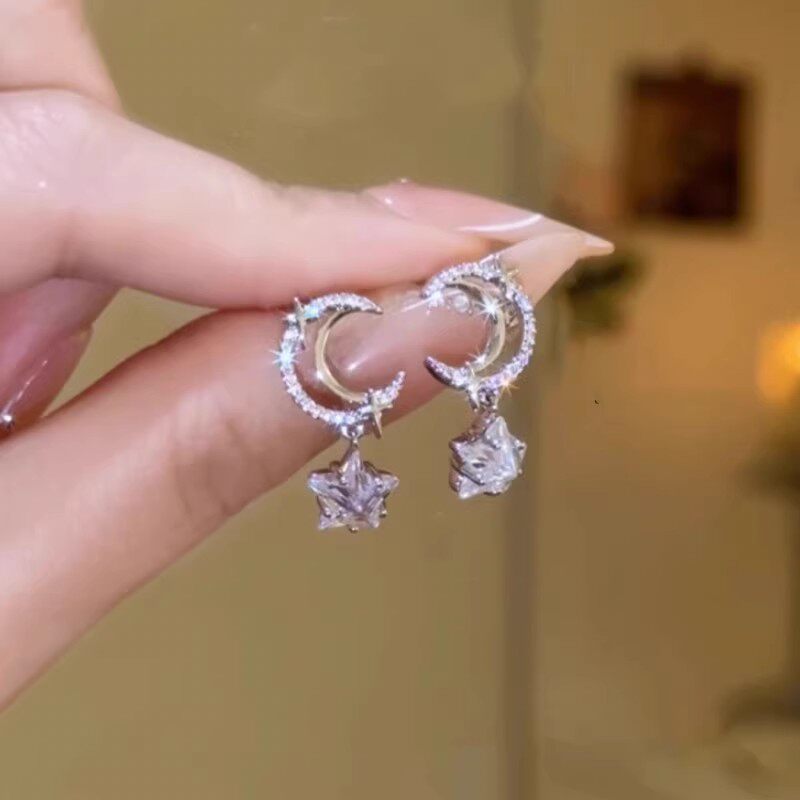 Luz de luxo nicho High-End estrela lua zircão brincos moda feminina All-Match elegante brincos influenciador Sa