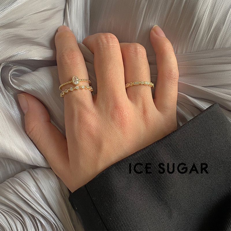 {Anel de diamante de luxo leve de gelo} Nicho coreano exclusivo simples estilo legal cravejado de diamantes chique anel 