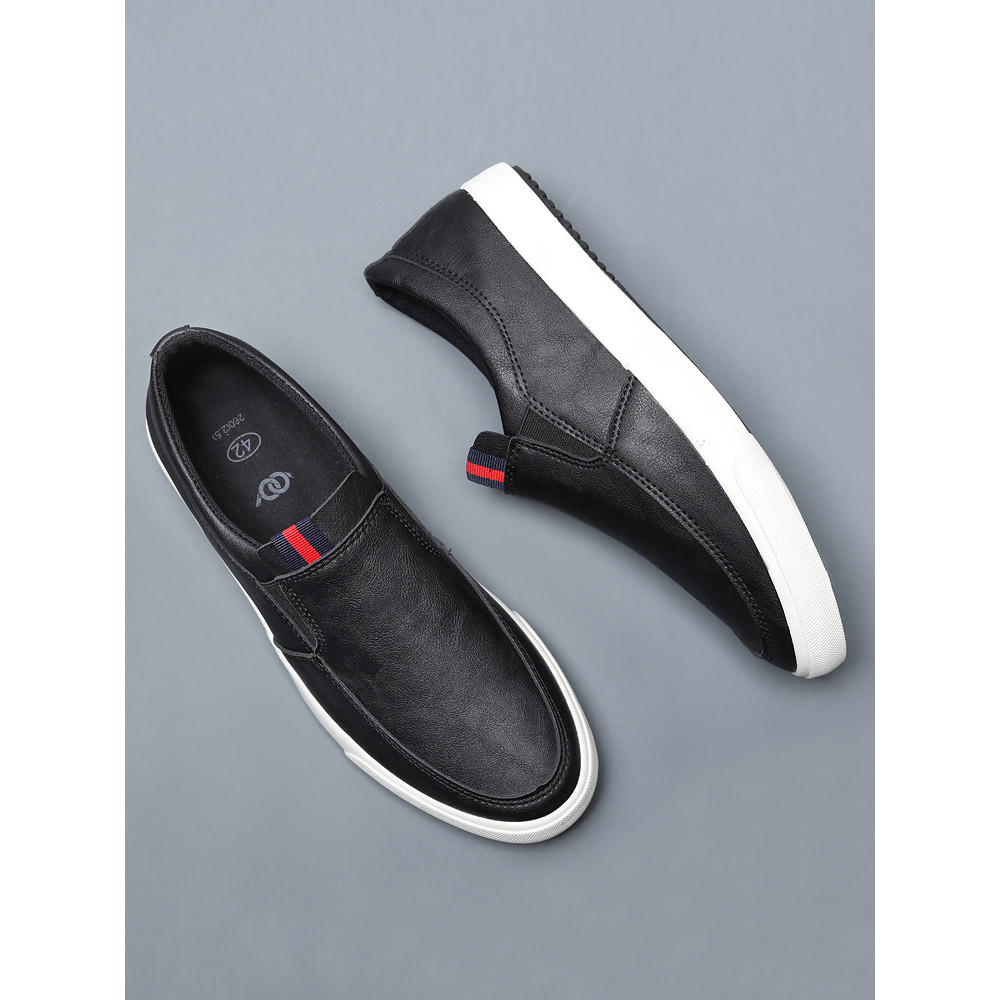 Sapatos masculinos 2026 novo estilo primavera sapatos casuais masculinos deslizamento-em sapatos de couro tênis masculin