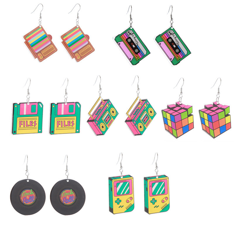 Brincos Pendentes de Acrílico com Tema Retrô Nostálgico: Toca-discos, Rádio, Série Arco-Íris, Cubo Mágico, Console de Jo