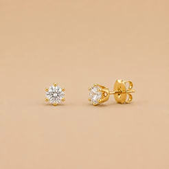 Brinco Ponto de Luz Zircônia 3mm Banhado em Ouro 18K Feminino | Elegância Atemporal e Design Exclusivo - JOIAS AGAU