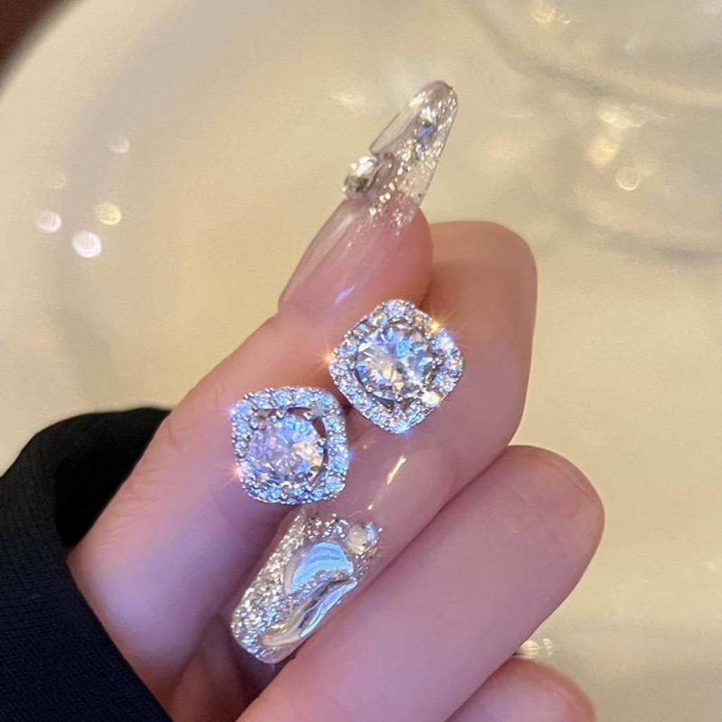 S925 brincos de prata esterlina Moissanite diamante brincos luz luxo diamantes High-End sentimento All-Match simples nic