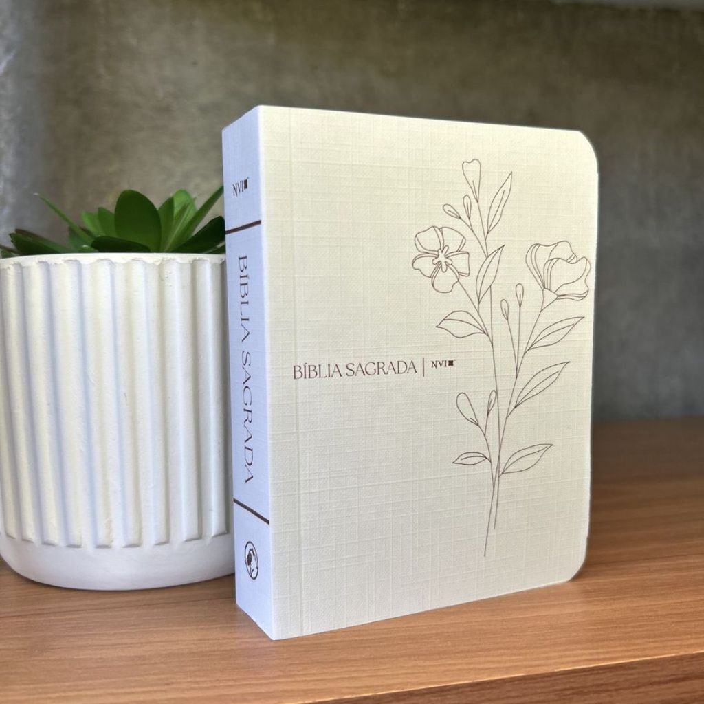 Kit 05 Bíblias Sagrada | NVI | Capa Clara Floral — imagem 2 de 2