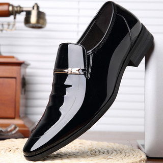 Sapatos de couro masculinos verão novo estilo negócios Formal Wear britânico versão coreana couro envernizado Casual sol