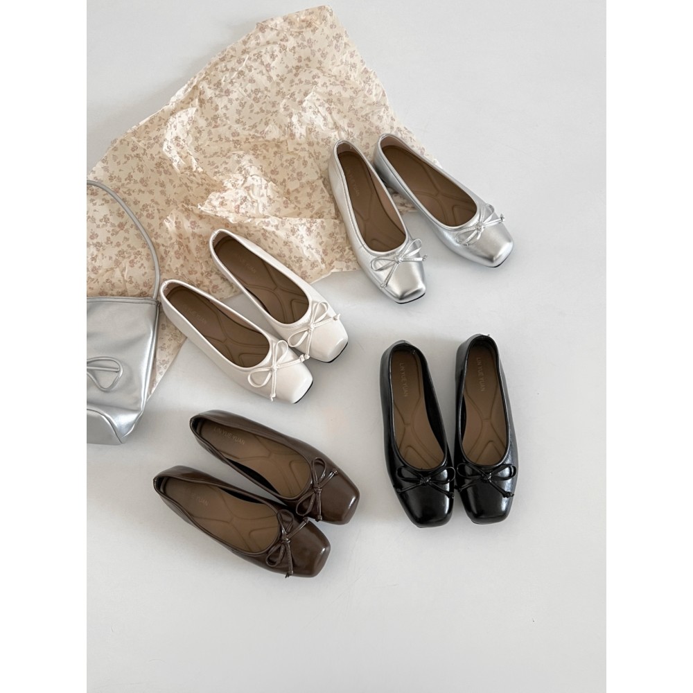 Sapatos de boca rasa femininos 2026 novo estilo com saia prata Mary Jane sapatos femininos sapatos de balé pequenos sapa