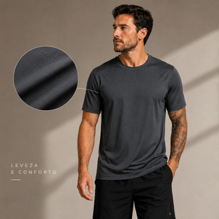 Camiseta Masculina Esportiva com Tecido Ventilado e Microfuros