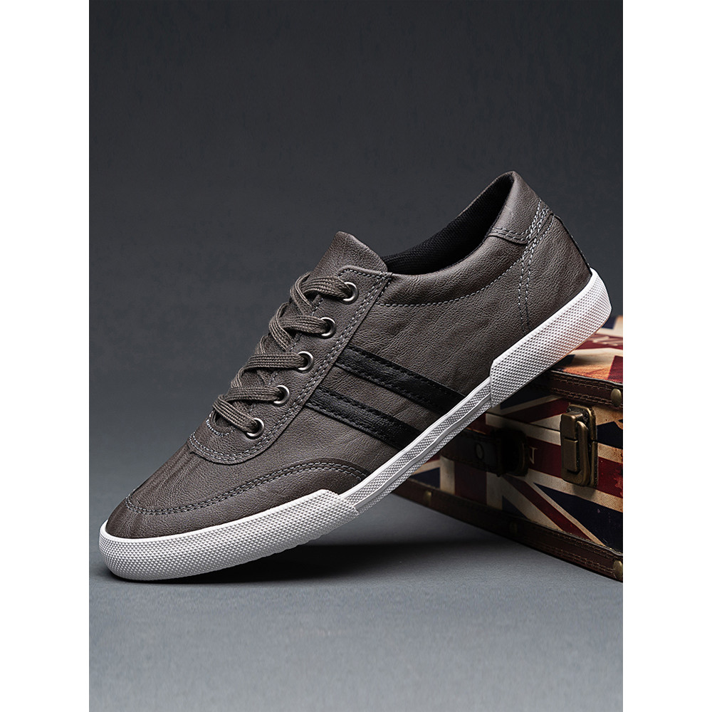 Sapatos masculinos 2026 novo estilo sapatos masculinos primavera outono sapatos casuais de couro masculino tênis
