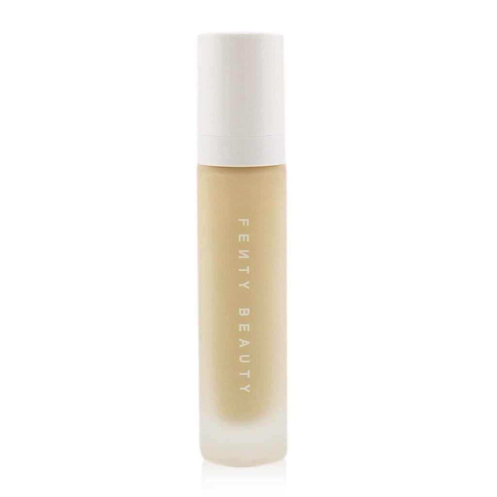 Frasco da base Fenty Beauty Pro Filt'r Soft Matte na cor 210