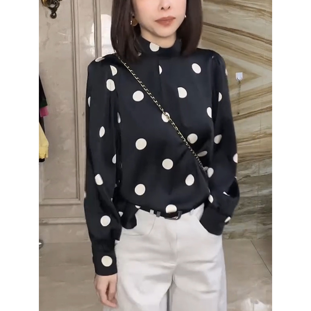 Preto gola alta camisa de manga comprida feminina 2026 primavera novo estilo francês bolinhas estilo ocidental mais magr