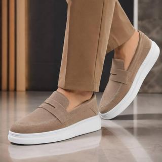 Mocassim Masculino Sola Alta Loafer Derby em Camurça Costurado Premium