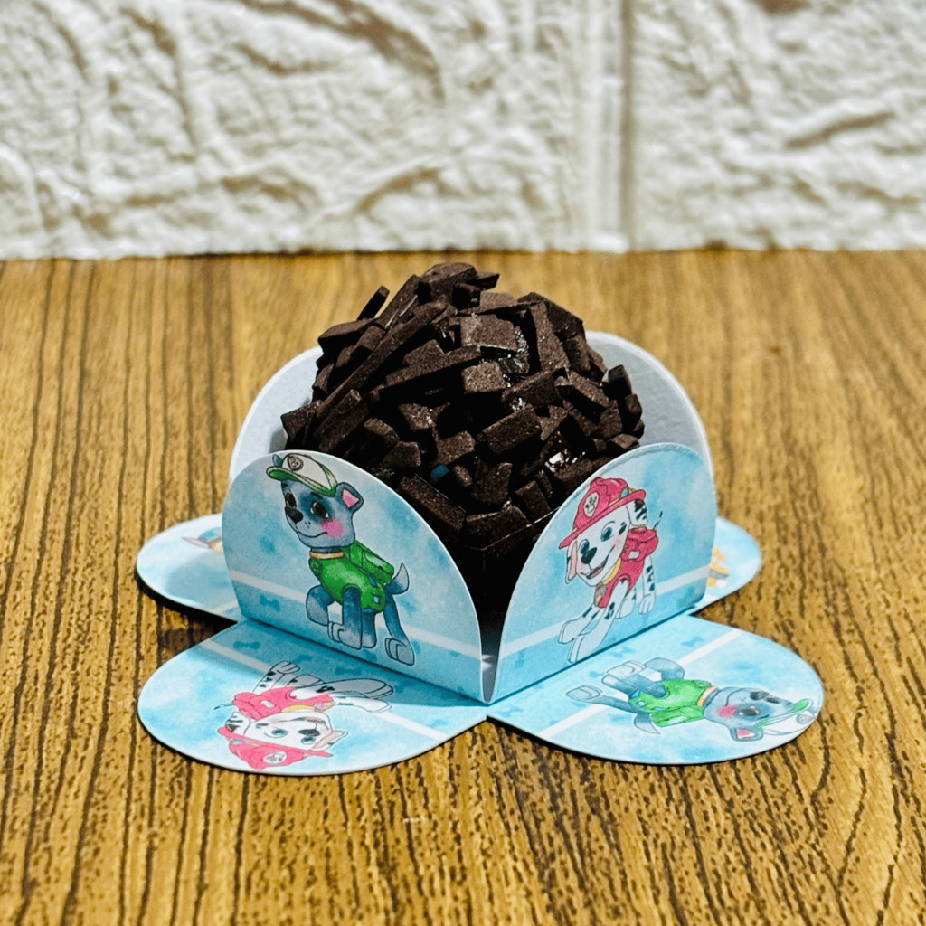 100  Forminhas de doce brigadeiro  PATRULHA CANINA AQUARELA- 4 pétalas docinhos de festa