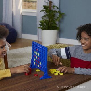 Hasbro Connect 4 Classic, Jogo Quatro em Linha, Jogo de Tabuleiro de Estratégia para Crianças, Jogo para Duas Pessoas pa