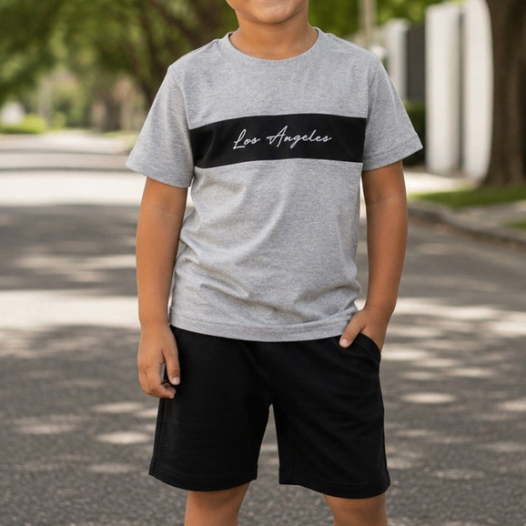 Conjunto Infantil Menino Camiseta Los Angeles Estampada + Bermuda de Moletom Casual Confortável