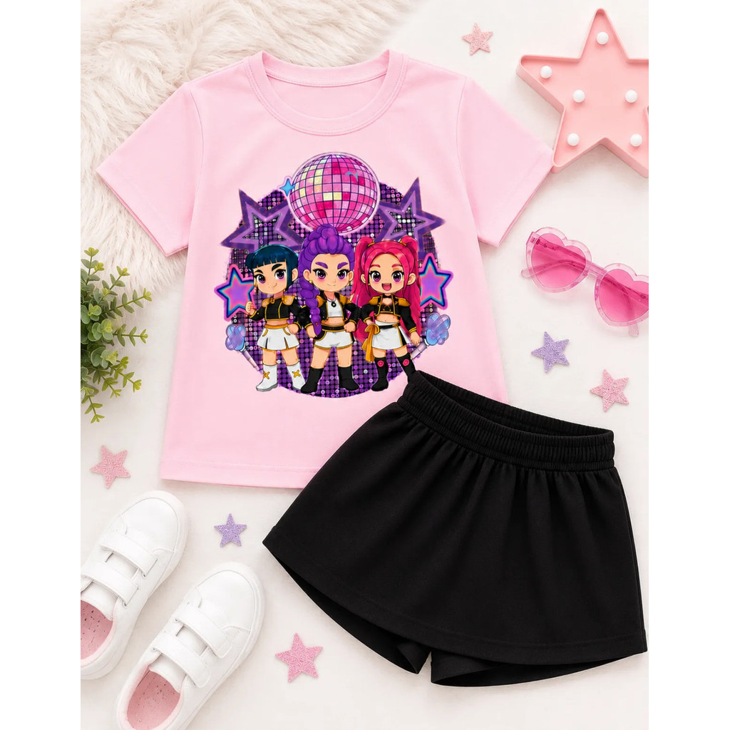 Conjunto Infantil Feminino Huntrix Camiseta Estampada Manga Curta + Short Saia Menina