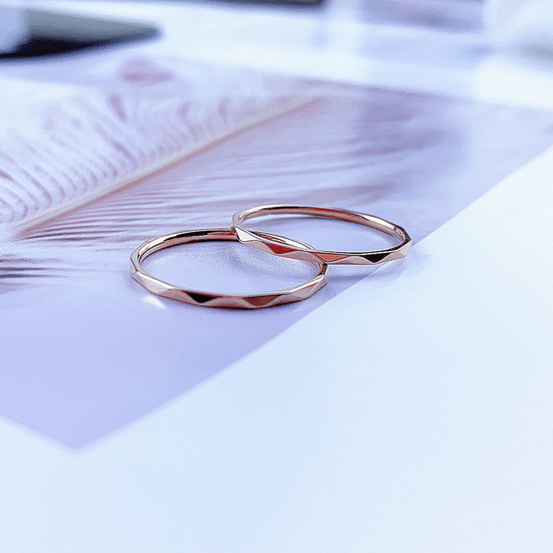 Onda anel fino feminino ins na moda anel simples simples único diamante verificação titânio aço anel jóias cauda anel co