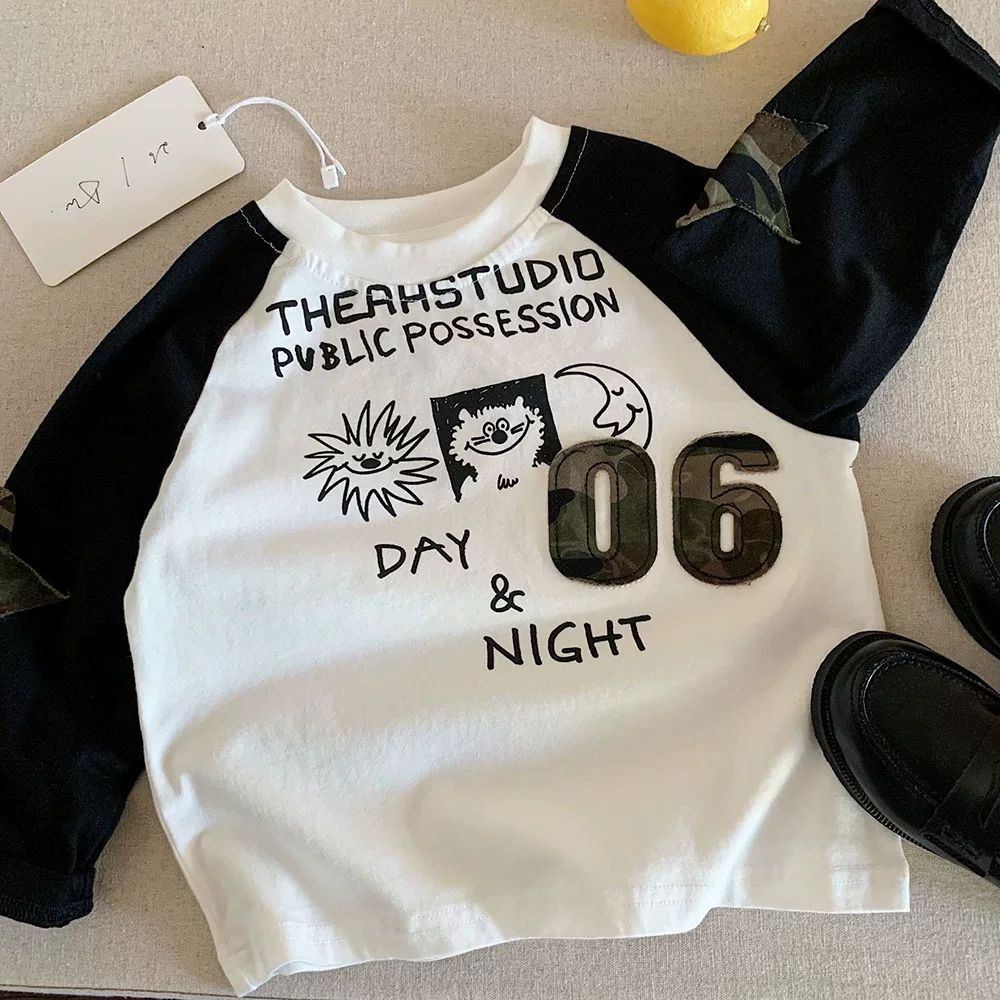 Meninos camiseta de manga comprida primavera outono versão coreana puro algodão simples carta remendo impressão bonito C