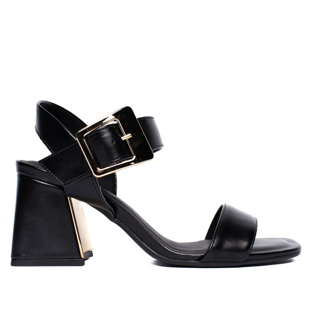 Sandália Feminina Bebecê Salto Bloco Maxi Fivela Preto