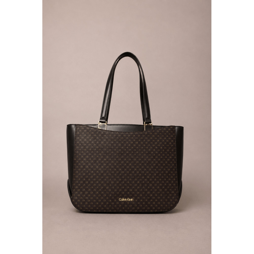 Imagem Bolsa Ck Tote Lisa Metal na Alça - Marrom