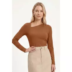 Blusa Feminina Longa Decote Assimétrico Marialícia Marrom