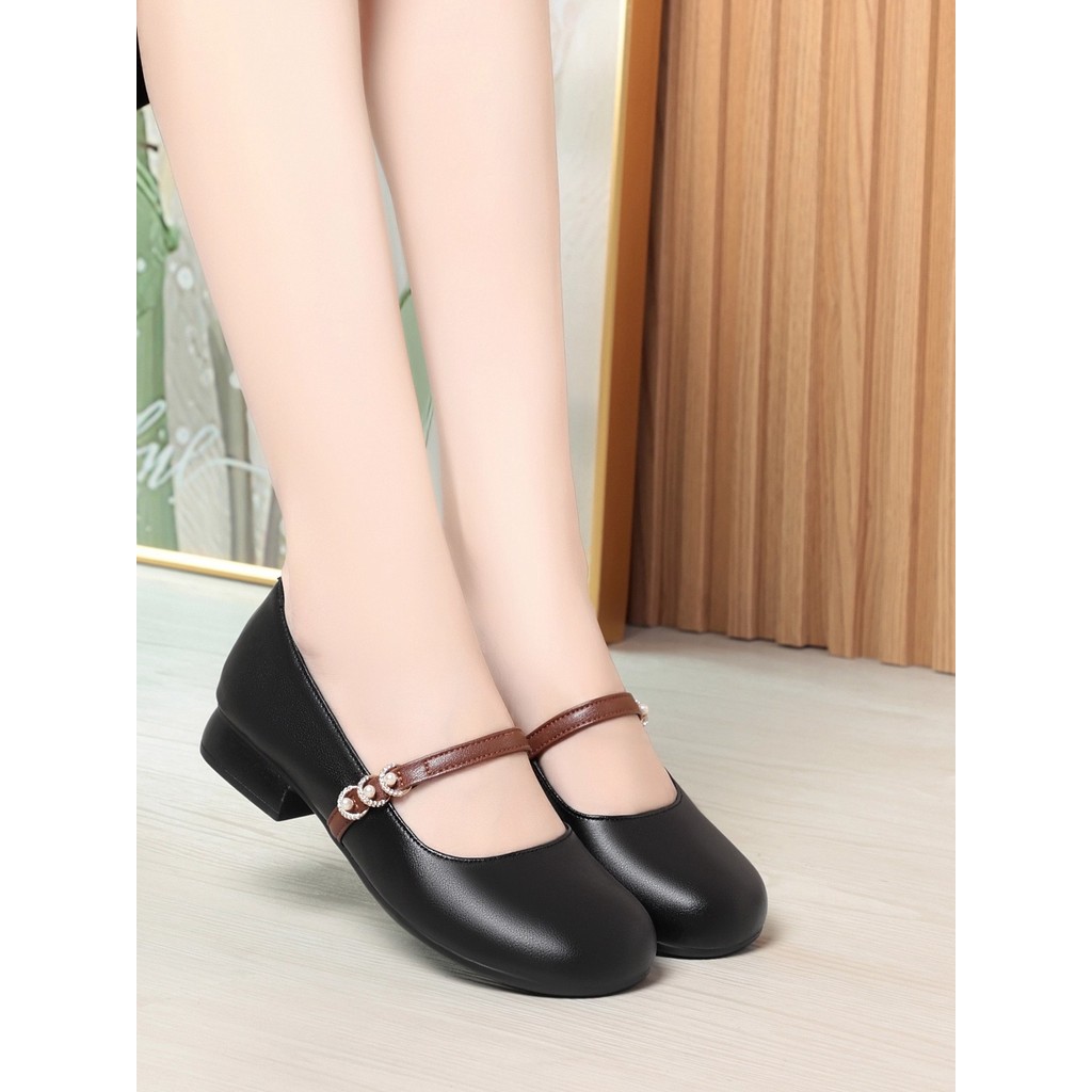 Sapatos únicos da mãe de couro genuíno genuíno feminino 2026 novo estilo outono salto baixo de salto grosso boca rasa sa