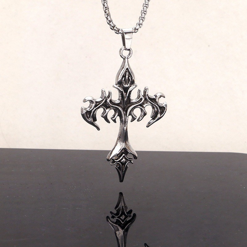 Colar hip-hop com pingente de liga de personalidade e cruz de rua, corrente de roupas em Oferta na Shopee