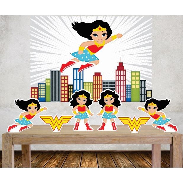 Kit decoração festa Mulher Maravilha com poli banner e displays totens de mesa enfeite cenário