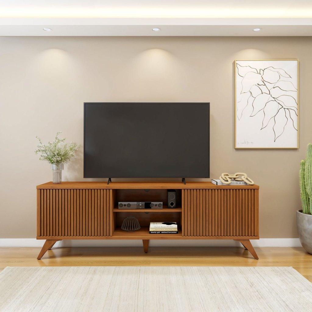 Rack Ripado para TV até 75 Polegadas 100% MDF 180cm Pés em Madeira Maciça 2 Portas de Correr Gaia Naturalle