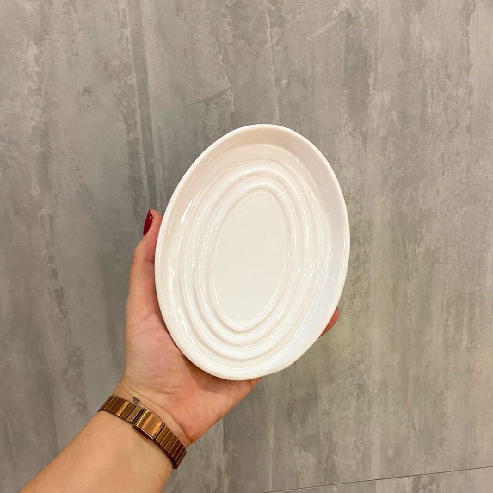Descanso de Colher Branco Oval Inspiração Le - Cerâmica