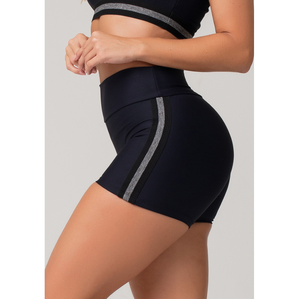 SHORT FITNESS FEMININO COM ELÁSTICO LATERAL LISTRADO MESCLA NATION DLK