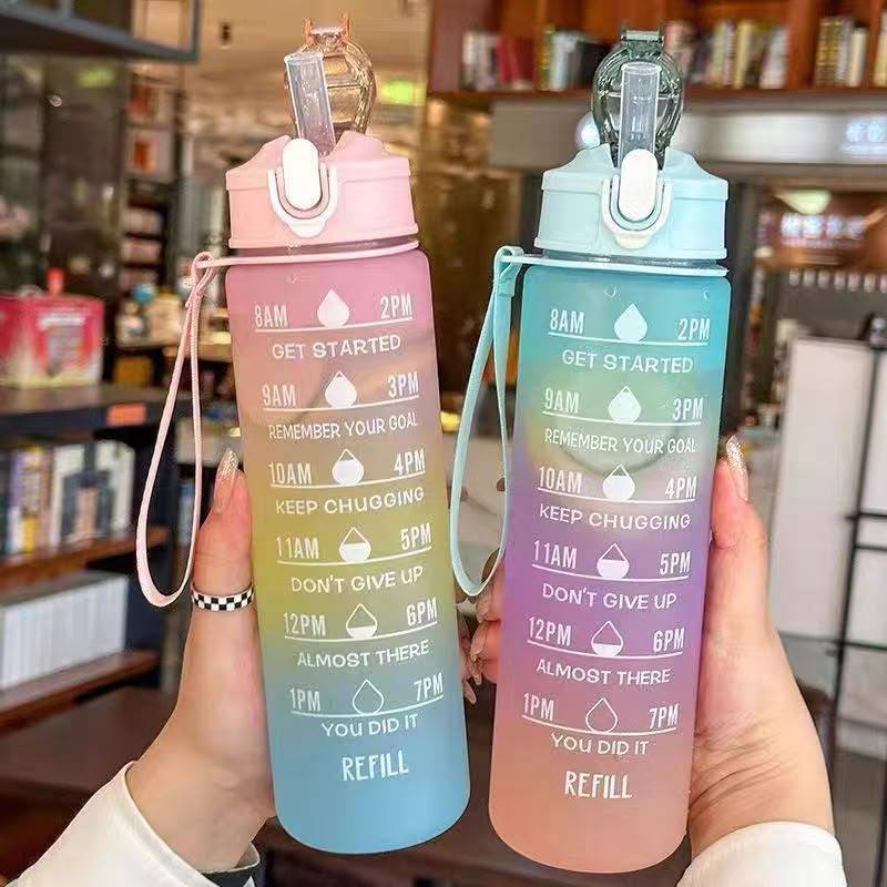 Garrafa de Agua Grande  750ml Com Adesivos, Canudo e Frases Motivacionais