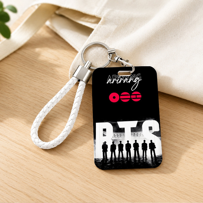 Vários estilos Capa de cartao bts estilo preto vermelho cartao escolar identidade com cordao protetor — imagem 2 de 2